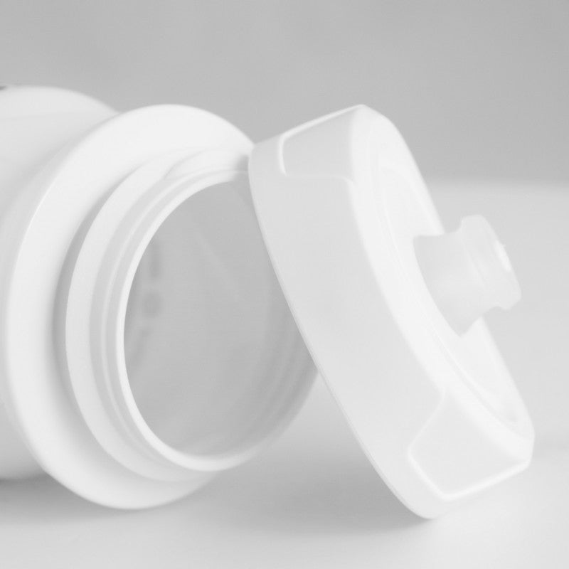 SILA ORIGINAL STYLE BLACK / WHITE 650ML SOFT-CAP BOTTLE Model 1193