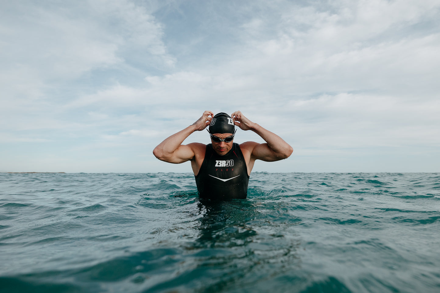 WETSUIT      FLEX SANS MANCHES HOMME  BLACK/RED    2025