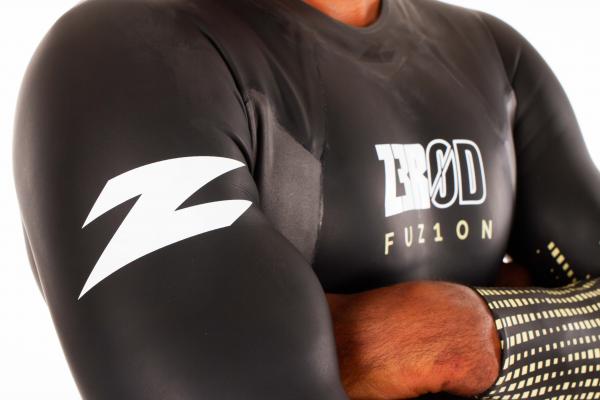 WETSUIT FUZION MEN BLACK/GOLD 2025