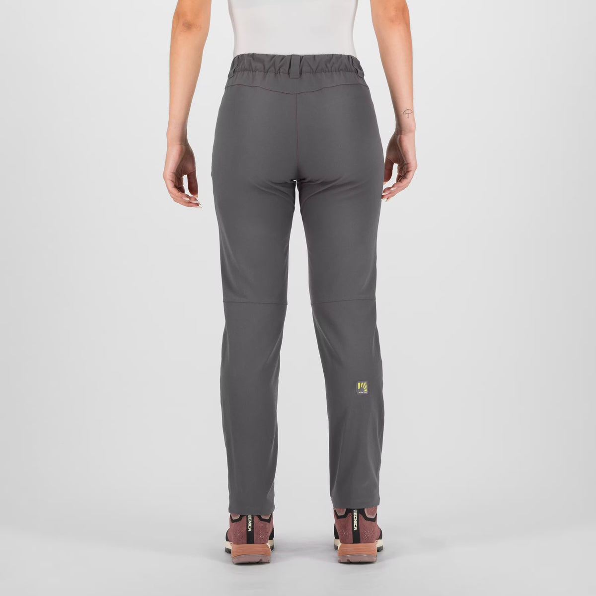 SCARNIA UP W BLACK TROUSERS | 2522057-400N 2026