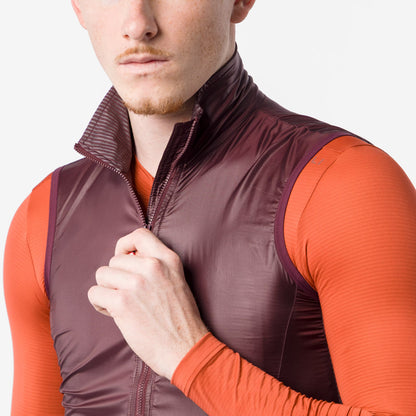 ARIA 2 VEST     DEEP BORDEAUX | 4526048-625    SANS MANCHE 2027