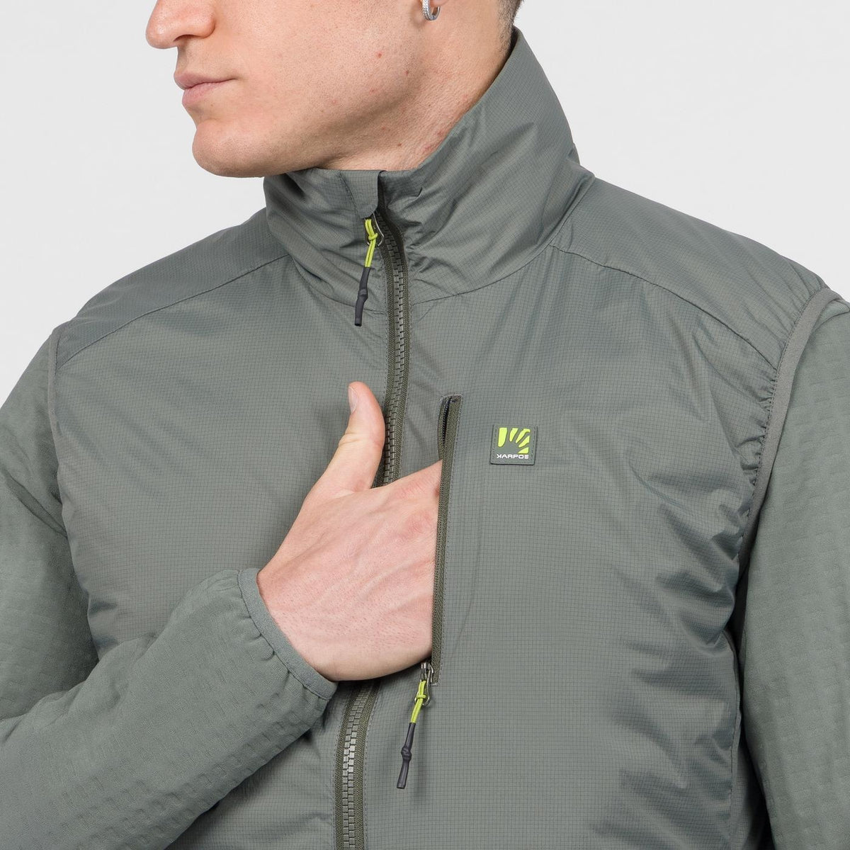 RA STUA VEST  CASTOR | 2511050-063   2026-27