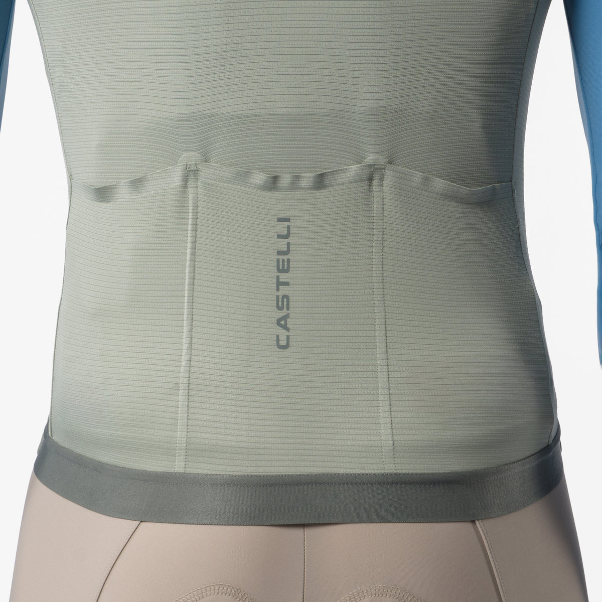 ESPRESSO 2 VEST    Color: SHADOW | 4526013-357  2027