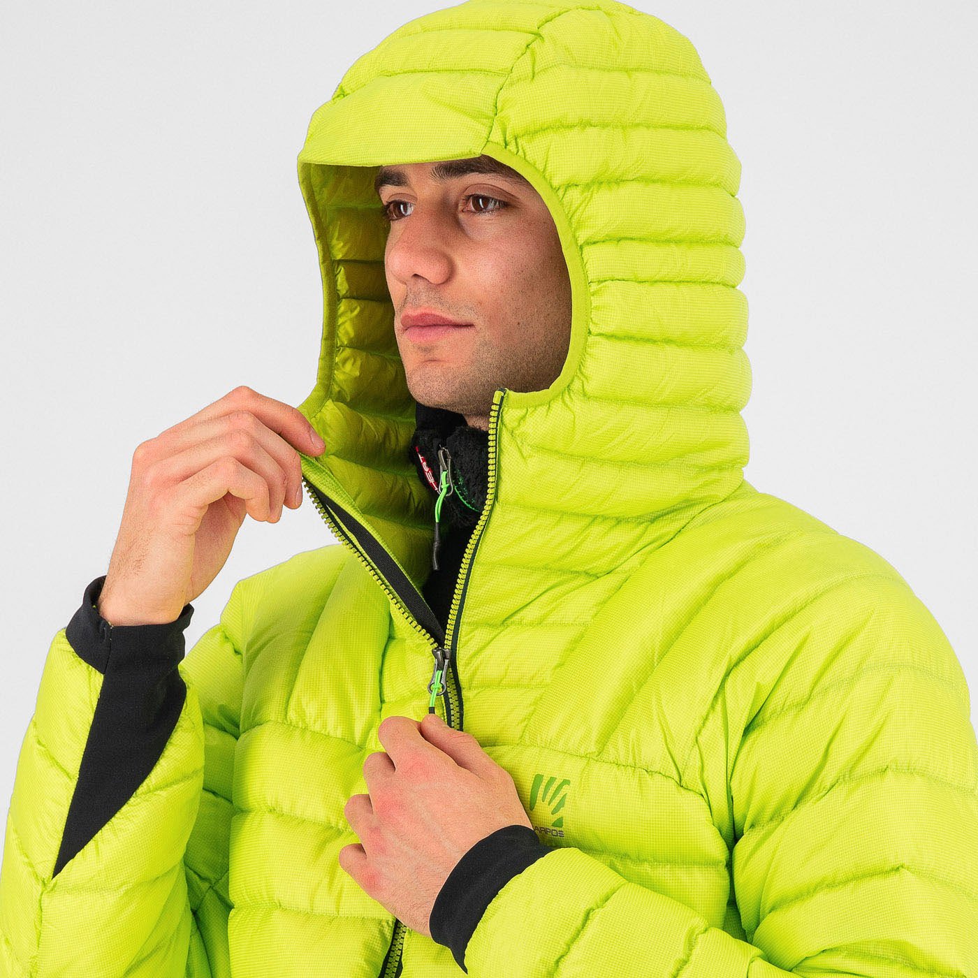 VESTE À CAPUCHE EN DUVET LA PLUS HAUTE    KIWI COLADA | 2511016-017        2026