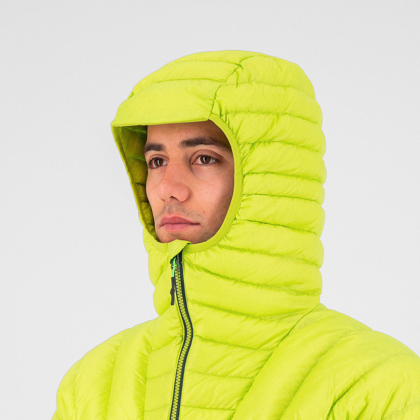 VESTE À CAPUCHE EN DUVET LA PLUS HAUTE    KIWI COLADA | 2511016-017        2026
