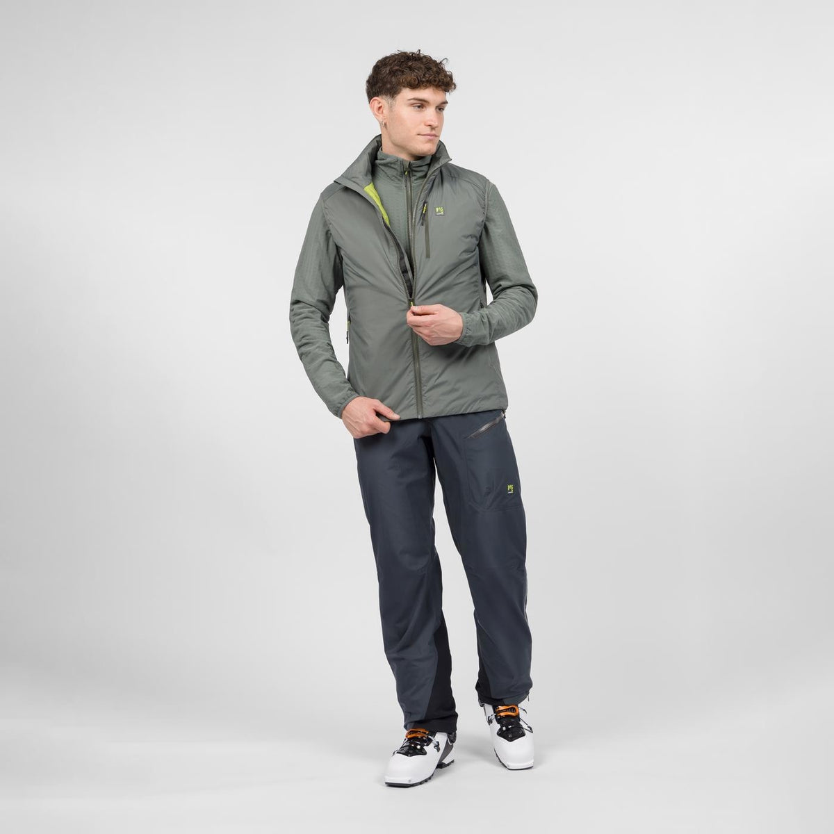 RA STUA VEST  CASTOR | 2511050-063   2026-27
