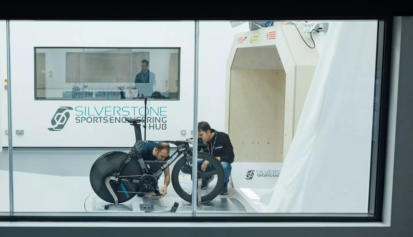 Supersonica SLR   E655IT2	  T15 Groupama  FDJ Custom Carbon or Titanium Extensions        SHIMANO DURA-ACE Di2 R9270 2x12S TRIATHLON	MICHE KLEOS 67 (Front) / 85 (Rear) (Copie) (Copie) (Copie)