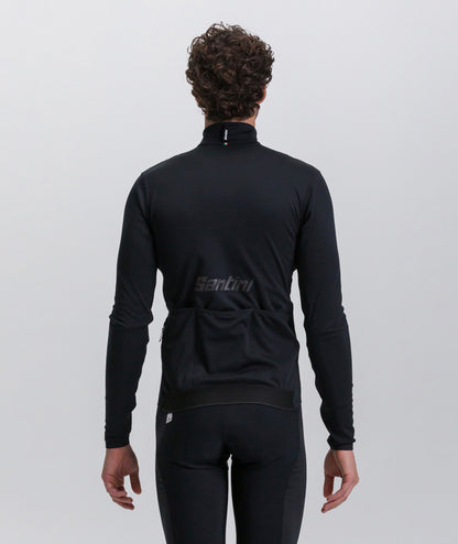 ADAPT MULTI - VESTE    4W250775ADAPTMULT      2025   The model wears a size M.