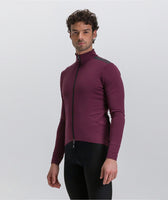 ADAPT MULTI - VESTE    4W250775ADAPTMULT      2025   The model wears a size M.