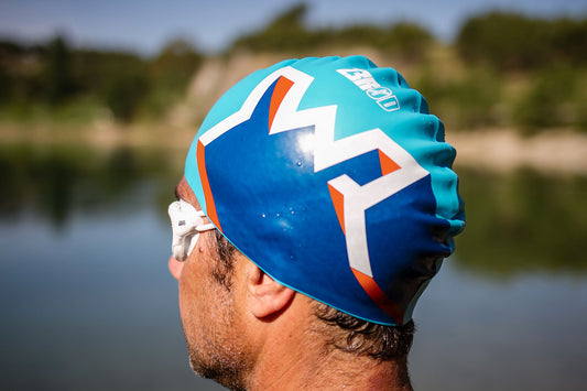 BONNET DE NATATION SWIMRUN     SWIMRUN SWIM CAP      2026        BLACK (Copie)