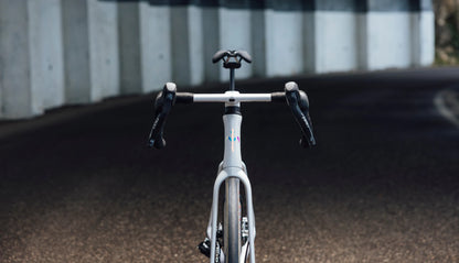 FILANTE SLR ID2       F32 Firelight Red - Glossy - Premium Paint E666IDO	SHIMANO DURA ACE Di2 R9270	MICHE KLEOS 50 CARBON 2026