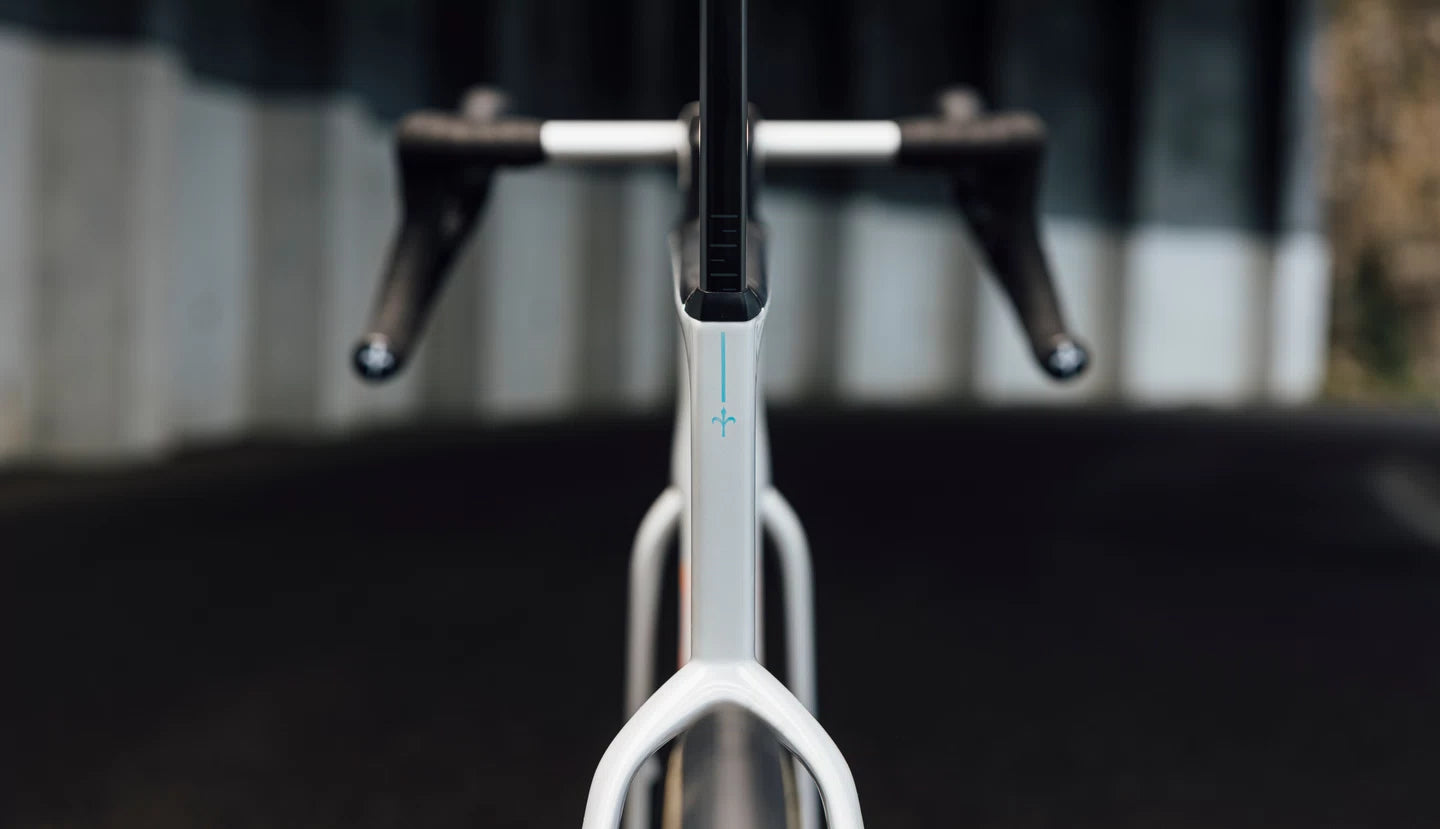 FILANTE SLR ID2   E666IDE      F30 Pure White - Glossy & Matt	SHIMANO DURA ACE Di2 R9270	MICHE KLEOS RD 50 CARBON | CERAMICSPEED BEARINGS   2026