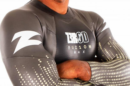 WETSUIT FUZION MAX MEN BLACK/GOLD 2025