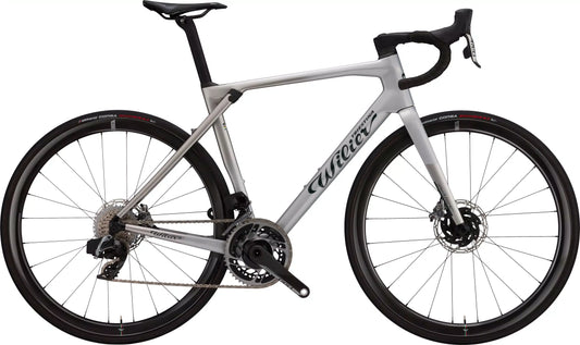 WILIER VÉLO Granturismo SLR + 0 BAR E302LDV	SHIMANO ULTEGRA Di2 R8170	WILIER SLR38KC