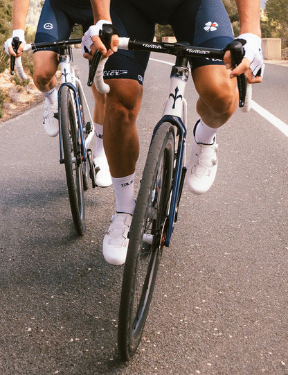 Filante SLR ID1  +F BAR	F14 Azzurro Italia - Glossy    Modèle  E503TBE	Wheelset  SRAM RED AXS E1 2x12 + POWERMETER	MICHE KLEOS RD 50 CARBON | CERAMICSPEED BEARINGS      2026