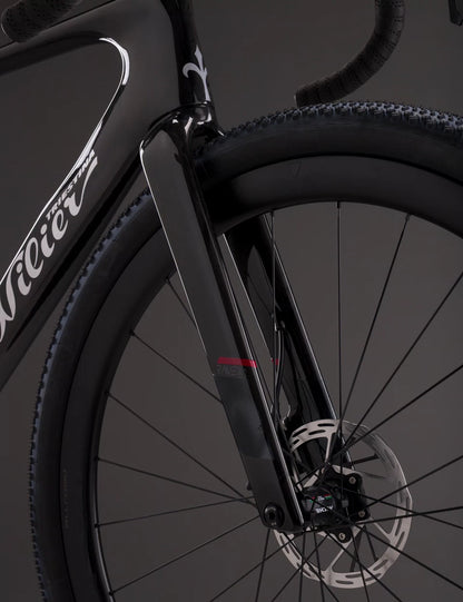 Rave SLR ID2  E628G4G (with carbon F BAR)	  V12 Neon Purple Glossy     SHIMANO GRX Di2 1x12S	MICHE AERO GRAFF CARBON 48 mm  2026