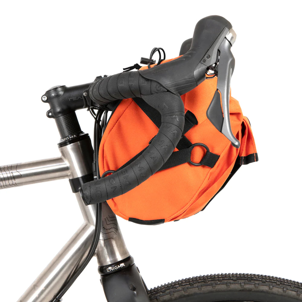 BAG/ BAR BAG - SMALL 10 LITERS BLACK OR ORANGE