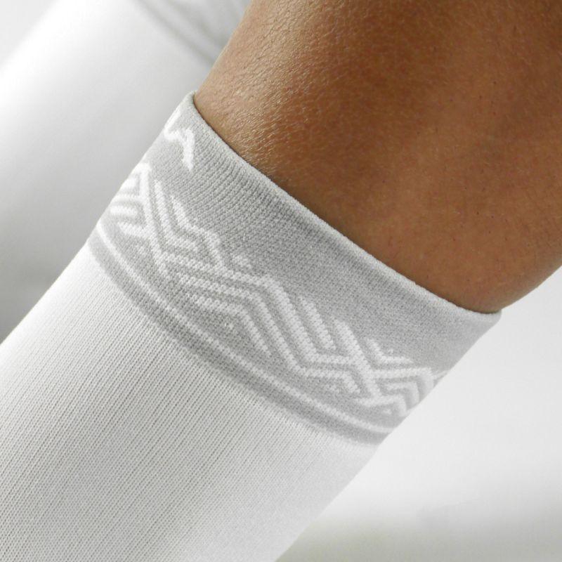 CHAUSSETTES GEOMETRIC SILA - Mi-hautes BLANC / GRIS 2536 A-CHAUSETTES SILA SPORTS 