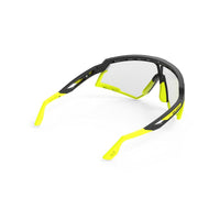 LUNETTES DEFENDER /MONTURE NOIRE MATE ET VERRES IMPACTX-2 PHOTOCHROMIQUES TRANSPARENTS À NOIR LASER PARE-CHOCS JAUNE FLUO E-LUNETTES RUDY PROJECT 