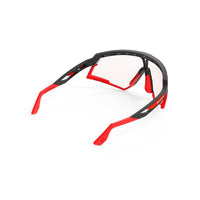 LUNETTES DEFENDER /MONTURE NOIRE MATE ET VERRES IMPACTX-2 PHOTOCHROMIQUES TRANSPARENTS À ROUGES PARE-CHOCS ROUGES E-LUNETTES RUDY PROJECT 